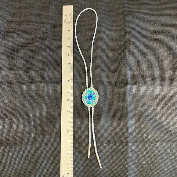 Silver Corded Bolo Tie & Tips with Silver Tone Faux Rhinestone Slide - Picture 2 of 9